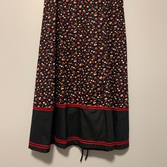 Vintage 70’s - red black - Gunne sax style -
Sleeveless ress size S-M - Picture 4 of 12